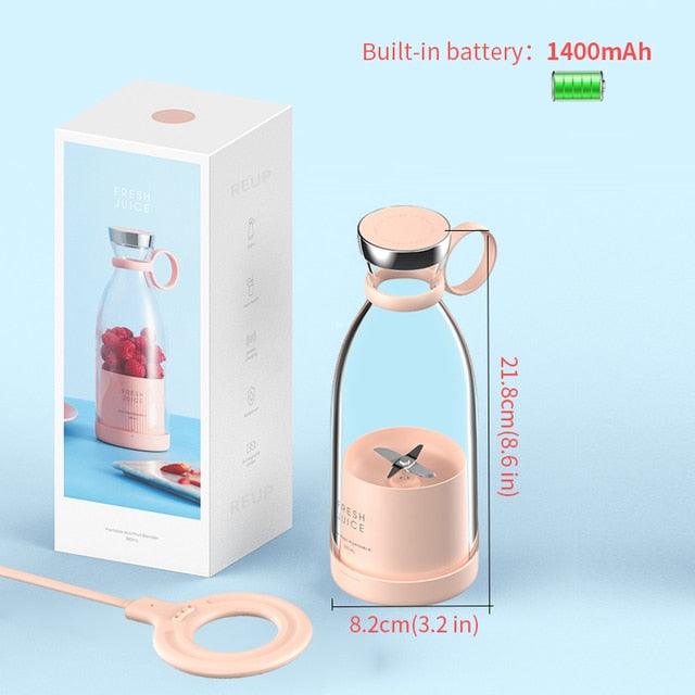Stevvex portable electric blender with glass bottle for fresh fruit, strawberries, citrus, and milkshakes, USB rechargeable.