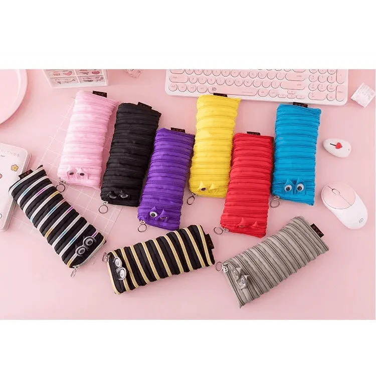 Colorful zipper pencil case by Stevvex featuring vintage design, perfect for stationery storage and student or office use.